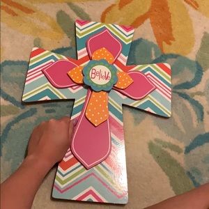 “believe” cross wall decor
